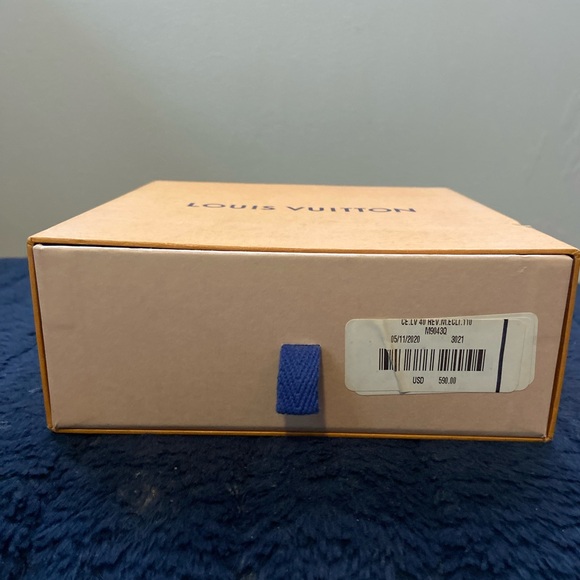 Louis Vuitton Belt - Picture 13 of 13